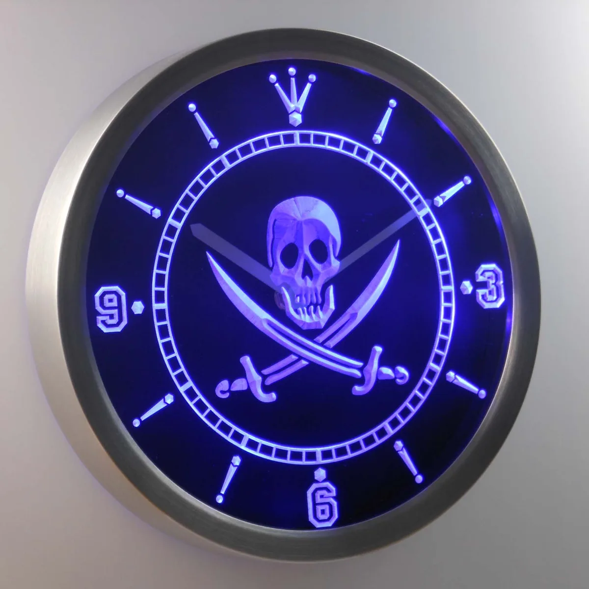 Skull and Swords LED Neon Wall Clock