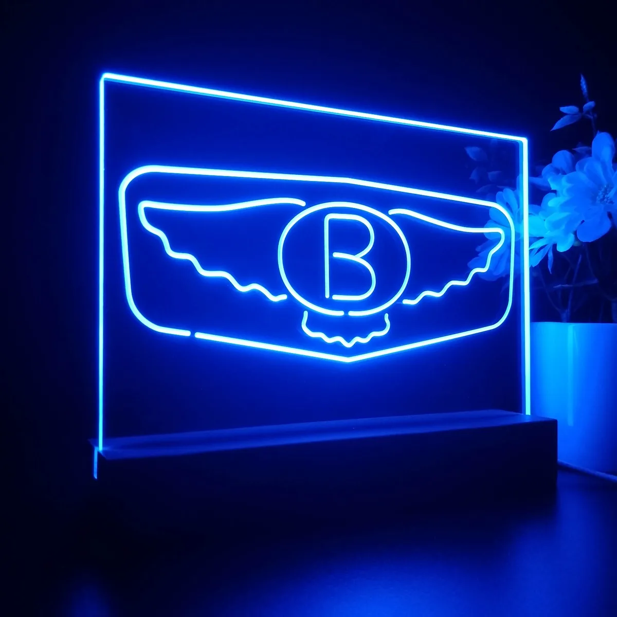 Bentley Wings LED Desk Light