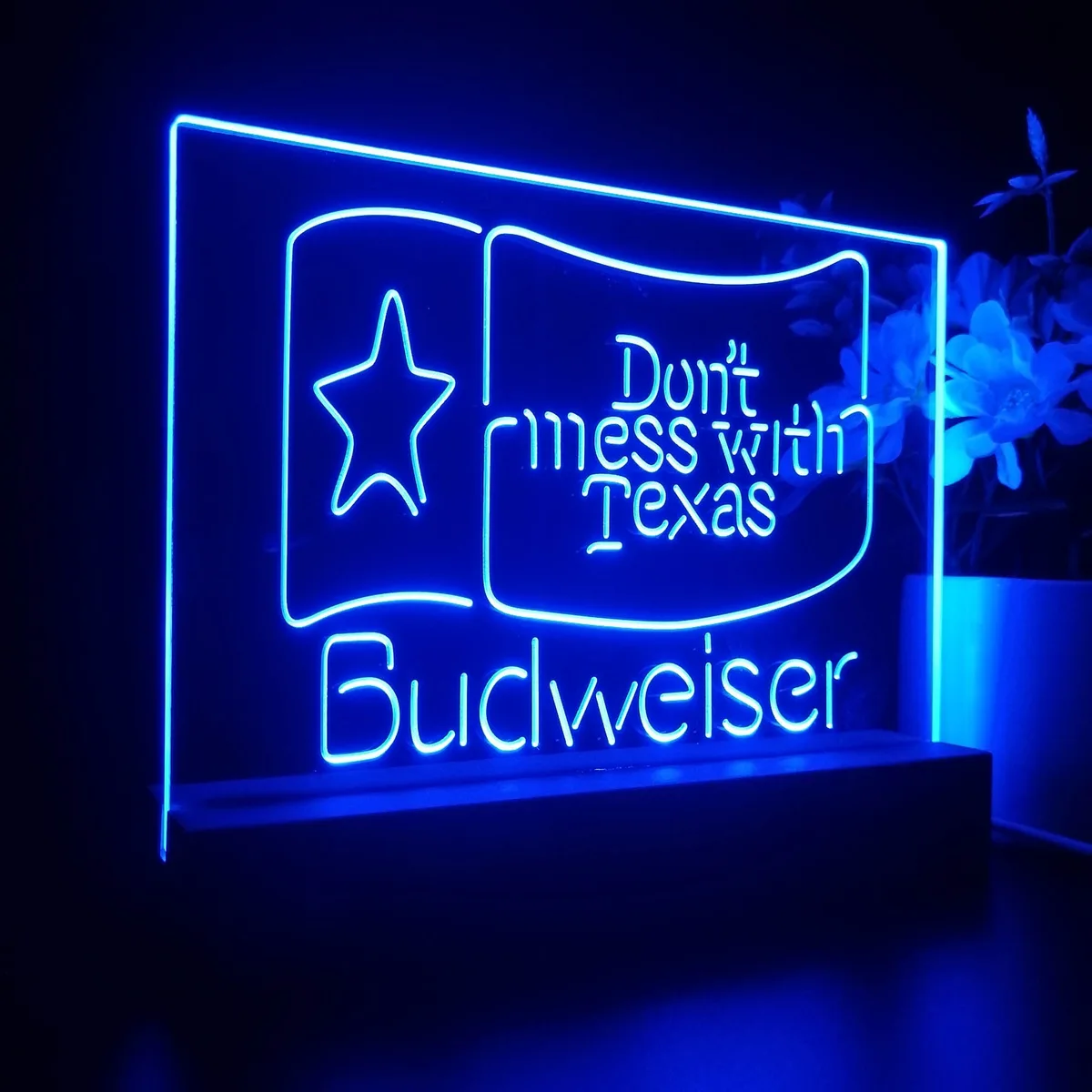 Budweiser Don't Mess With Texas LED Desk Light