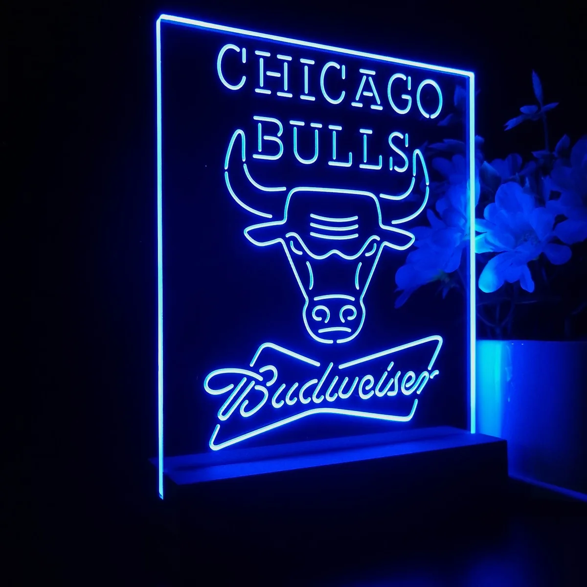 Chicago Bulls Budweiser LED Desk Light