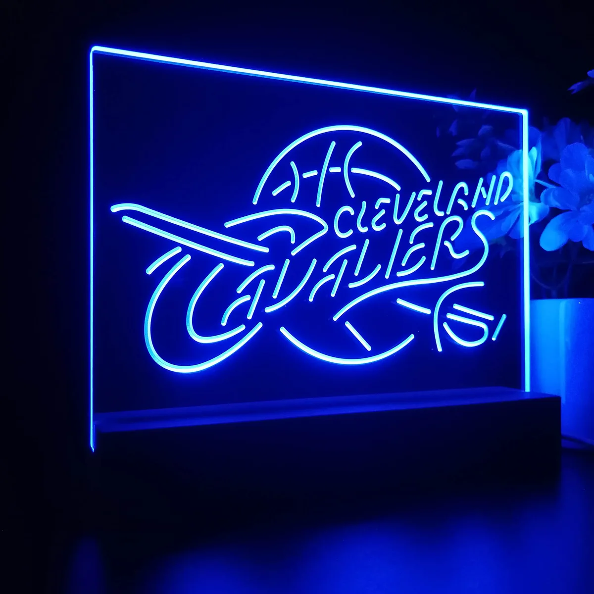Cleveland Cavaliers Logo LED Desk Light - Legacy Edition