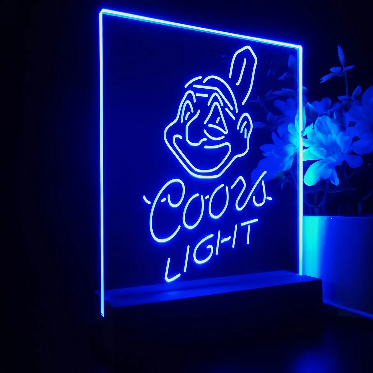 Cleveland Indians Coors Light LED Desk Light - Legacy Edition