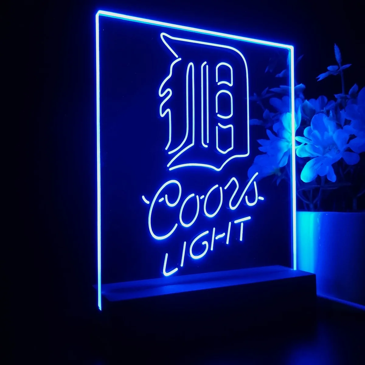 Detroit Tigers Coors Light LED Desk Light - Legacy Edition