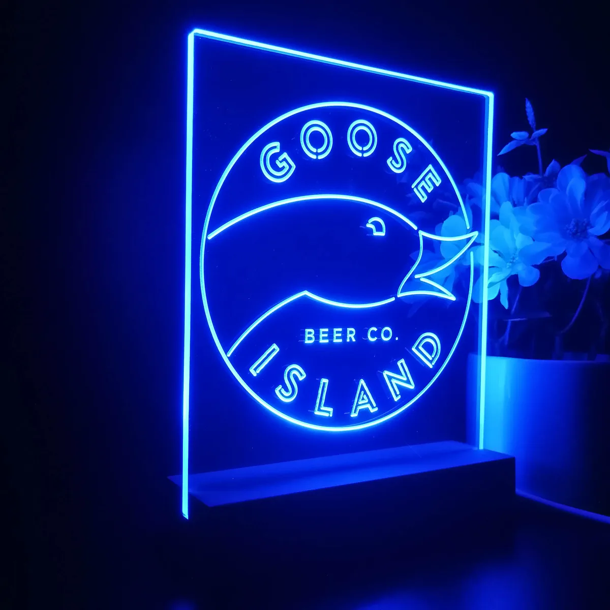 Goose Island Beer Co. Logo LED Desk Light