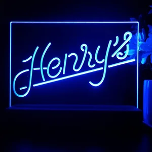 Henry's LED Desk Light