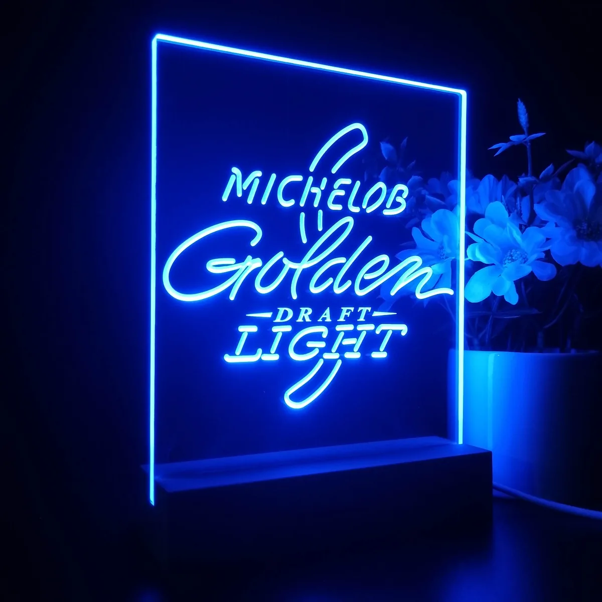 Michelob Ultra Golden Draft Light Logo LED Desk Light