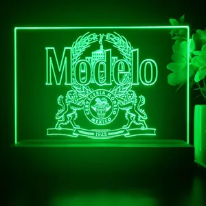 Modelo 1925 LED Desk Light