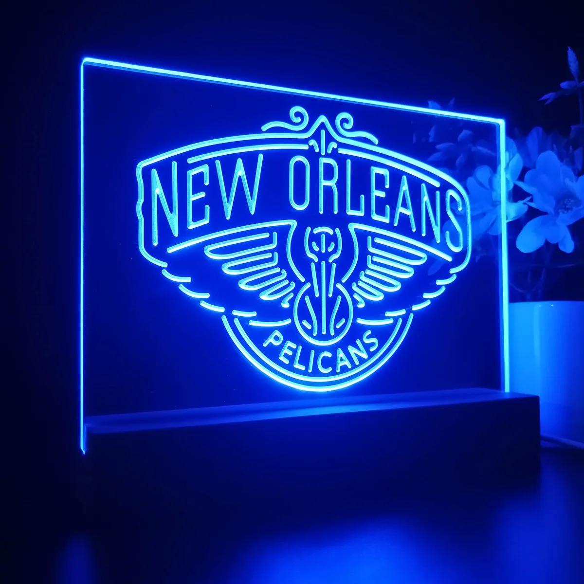 New Orleans Pelicans Logo LED Desk Light