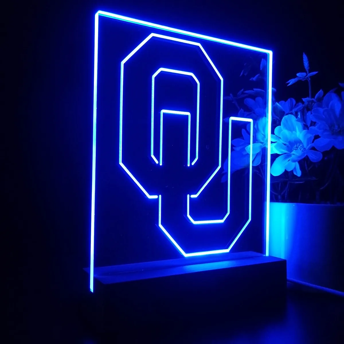 Oklahoma Sooners Logo LED Desk Light