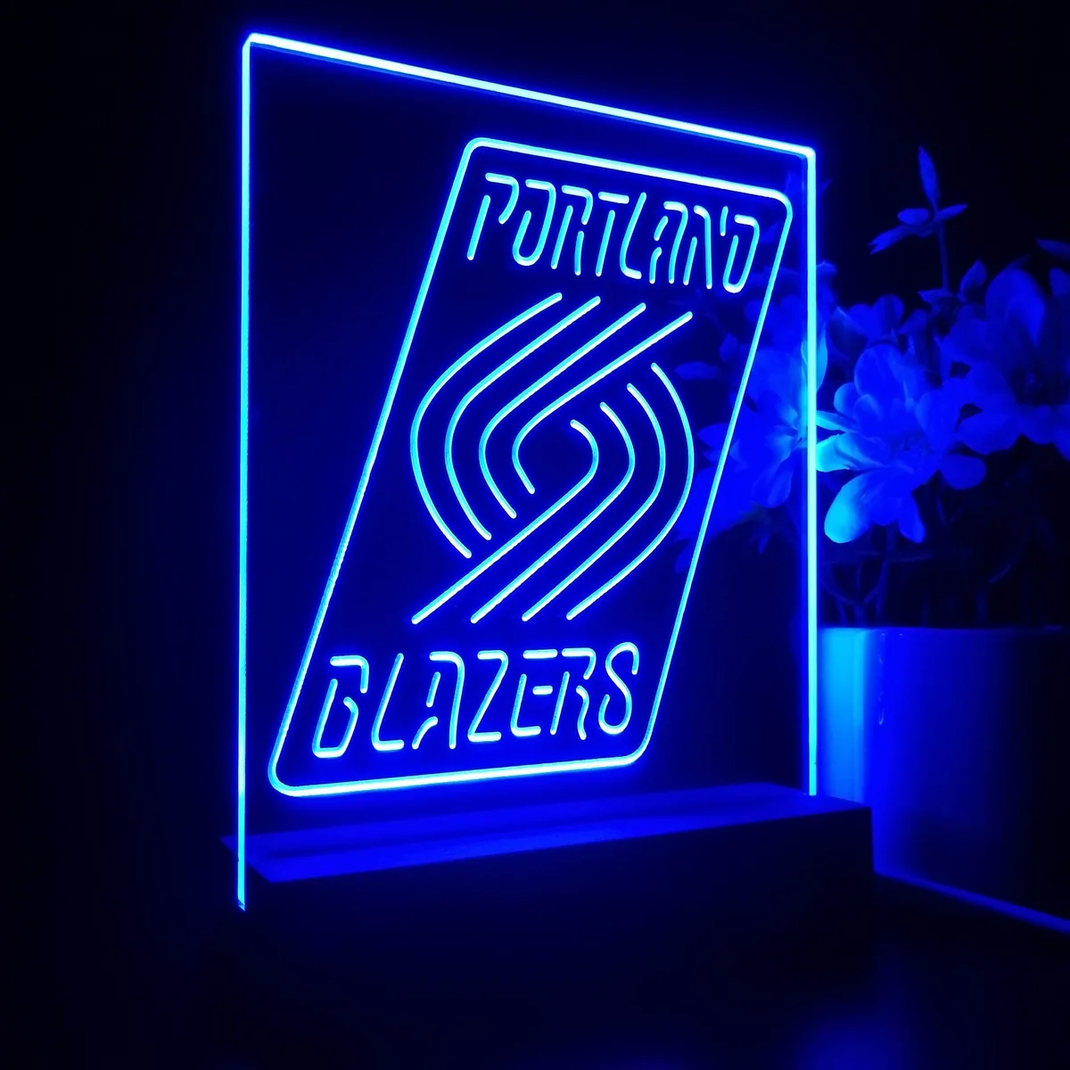 Portland Trail Blazers Logo LED Desk Light - Legacy Edition