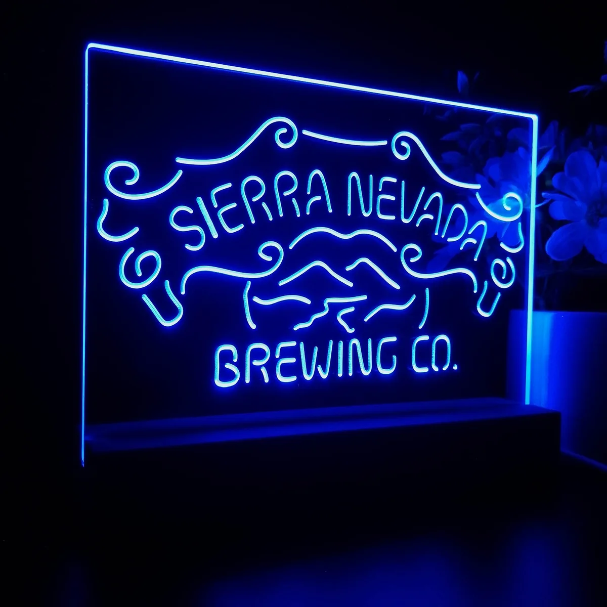 Sierra Nevada Brewing Co. Banner 1 LED Desk Light