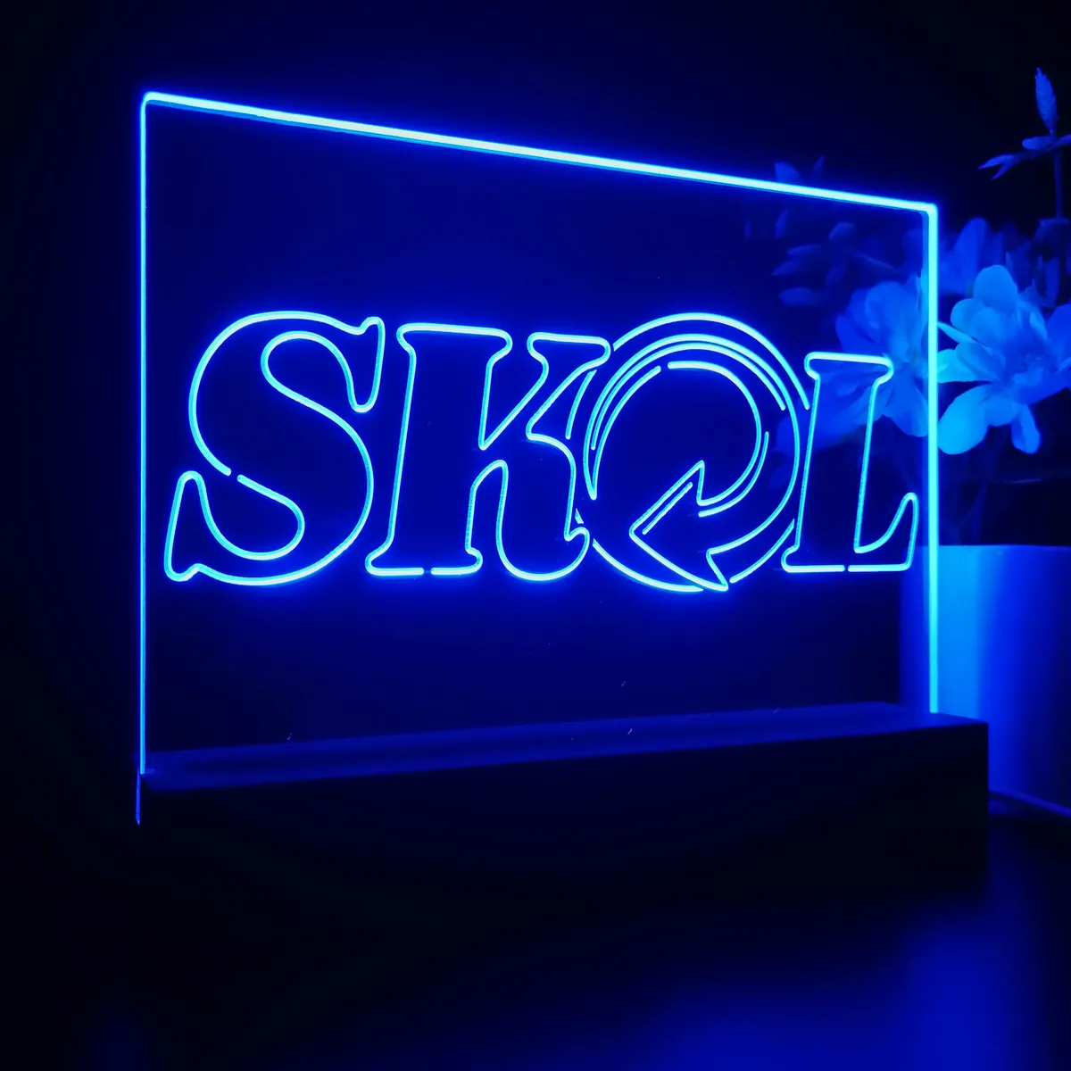 Skol Logo 1 LED Desk Light