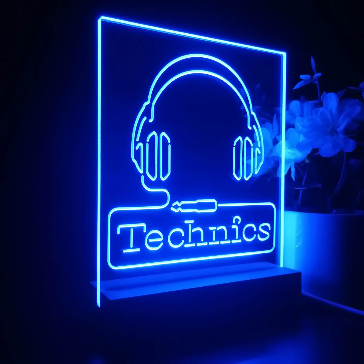 Technics Headphone Logo LED Desk Light