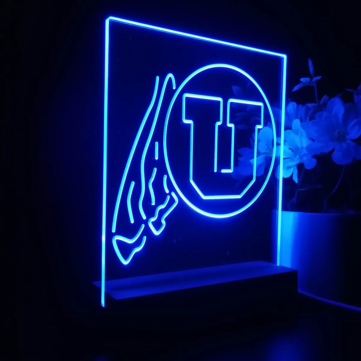 Utah Utes Logo LED Desk Light