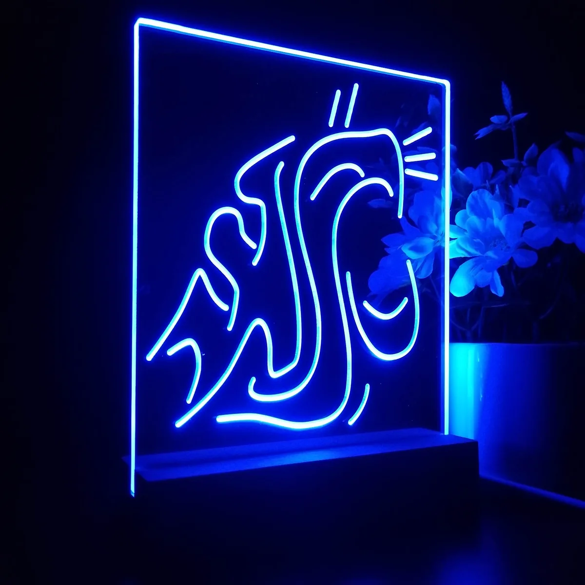 Washington State Cougars Logo LED Desk Light