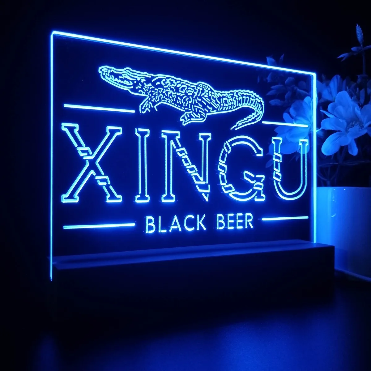Xingu Black Beer Croc LED Desk Light
